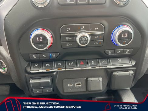 Used 2020 GMC Sierra 1500 SLT w/ SLT Premium Plus Package AWD/4WD image 26