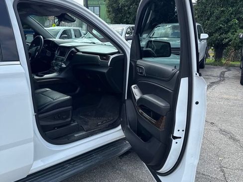 Used 2018 Chevrolet Tahoe LT AWD/4WD image 31