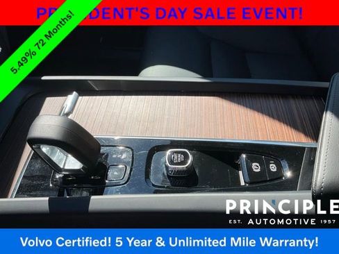 Certified 2023 Volvo XC60 B5 Plus w/ Protection Package Premier image 20