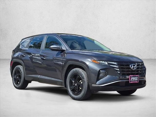 Used 2023 Hyundai Tucson SE AWD/4WD image 3