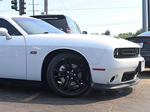 Used 2021 Dodge Challenger R/T RWD image 3