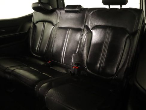 Used 2022 Jeep Wagoneer Series III AWD/4WD image 14