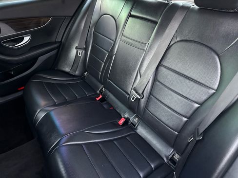 Used 2018 Mercedes-Benz C 300 Sedan image 35