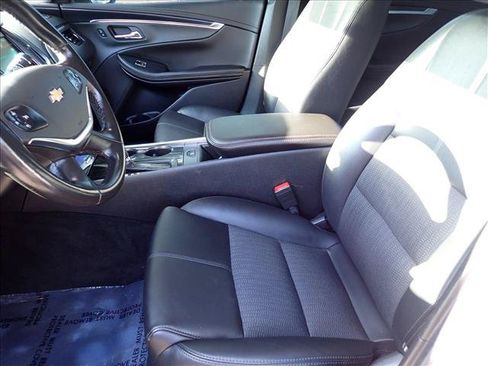 Used 2020 Chevrolet Impala LT FWD image 10