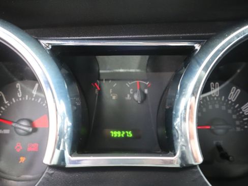 Used 2007 Ford Mustang Coupe RWD image 40