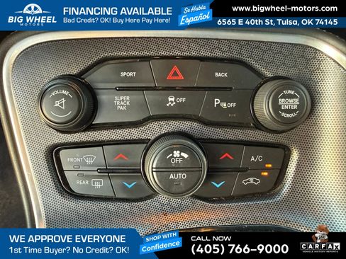 Used 2016 Dodge Challenger R/T Plus RWD image 18