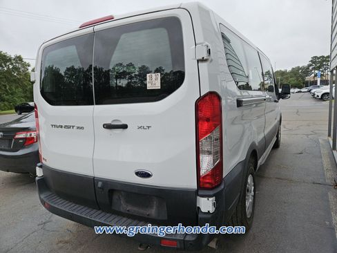 Used 2022 Ford Transit 350 XLT RWD image 6