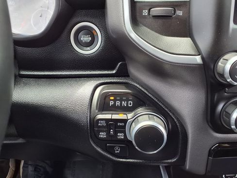 Used 2022 RAM 1500 Big Horn AWD/4WD image 8