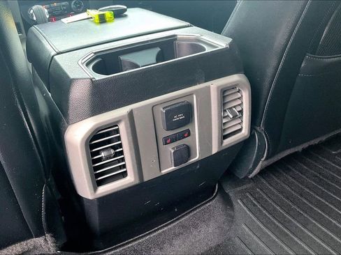 Used 2015 Ford F150 Lariat w/ Equipment Group 502A Luxury image 12