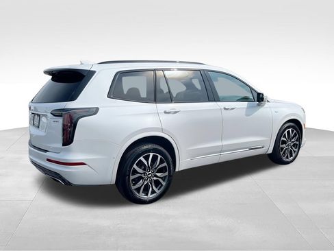Used 2021 Cadillac XT6 Sport w/ Platinum Package AWD/4WD image 8