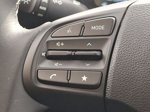 Certified 2026 Hyundai Venue SEL FWD image 21
