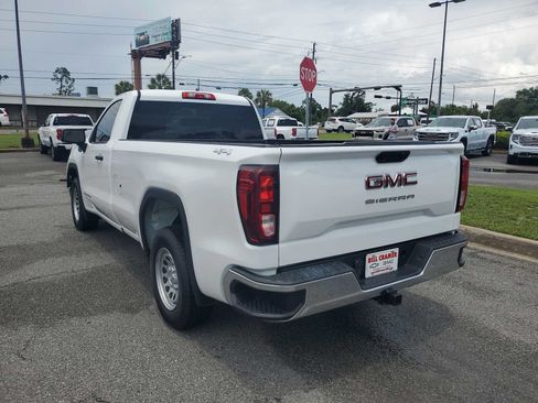 Used 2022 GMC Sierra 1500 Pro w/ Pro Value Package AWD/4WD image 3