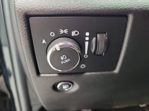 Used 2019 Jeep Grand Cherokee High Altitude AWD/4WD image 34