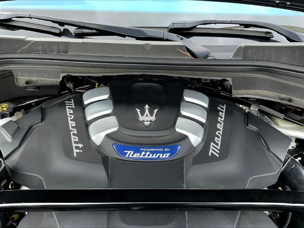 Used 2023 Maserati Grecale Modena AWD/4WD image 31