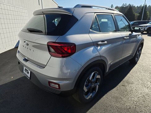 New 2026 Hyundai Venue SEL image 4