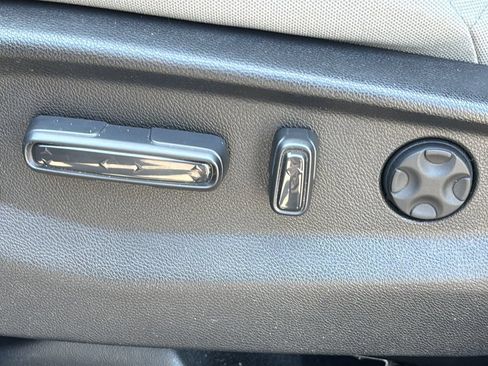 Used 2017 Honda CR-V EX image 15