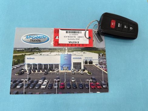 Used 2022 Toyota Camry XSE image 2