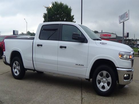 Certified 2025 RAM 1500 Big Horn AWD/4WD image 5