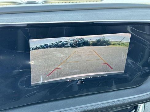 New 2025 Buick Envista Preferred image 14