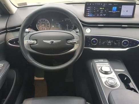 Used 2023 Genesis GV70 2.5T w/ Advanced Package AWD/4WD image 15