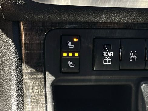 Used 2015 GMC Acadia SLT w/ Open Road Package FWD image 6