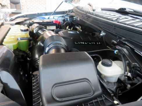 Used 2019 Lincoln Navigator Reserve w/ Cargo Package image 64