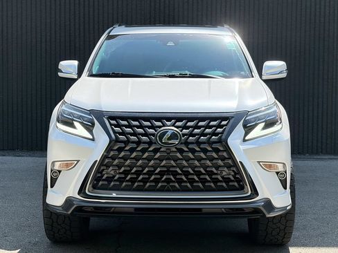 Used 2021 Lexus GX 460 Luxury w/ Sport Design Package AWD/4WD image 3