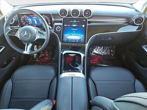 Used 2025 Mercedes-Benz GLC 350e GLC 350e image 14