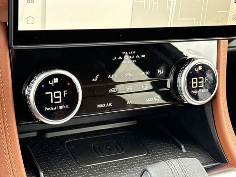 Used 2025 Jaguar F-PACE R-Dynamic S image 26