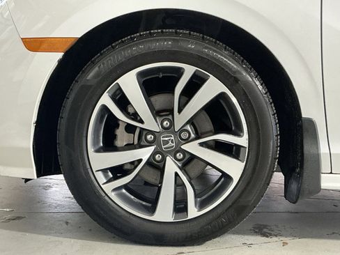 Used 2021 Honda Odyssey Touring image 13