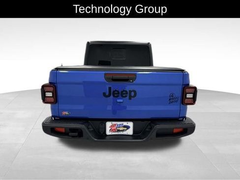 Used 2021 Jeep Gladiator Sport image 5