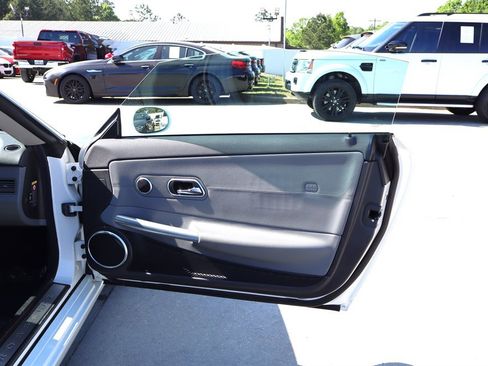 Used 2004 Chrysler Crossfire Coupe image 28