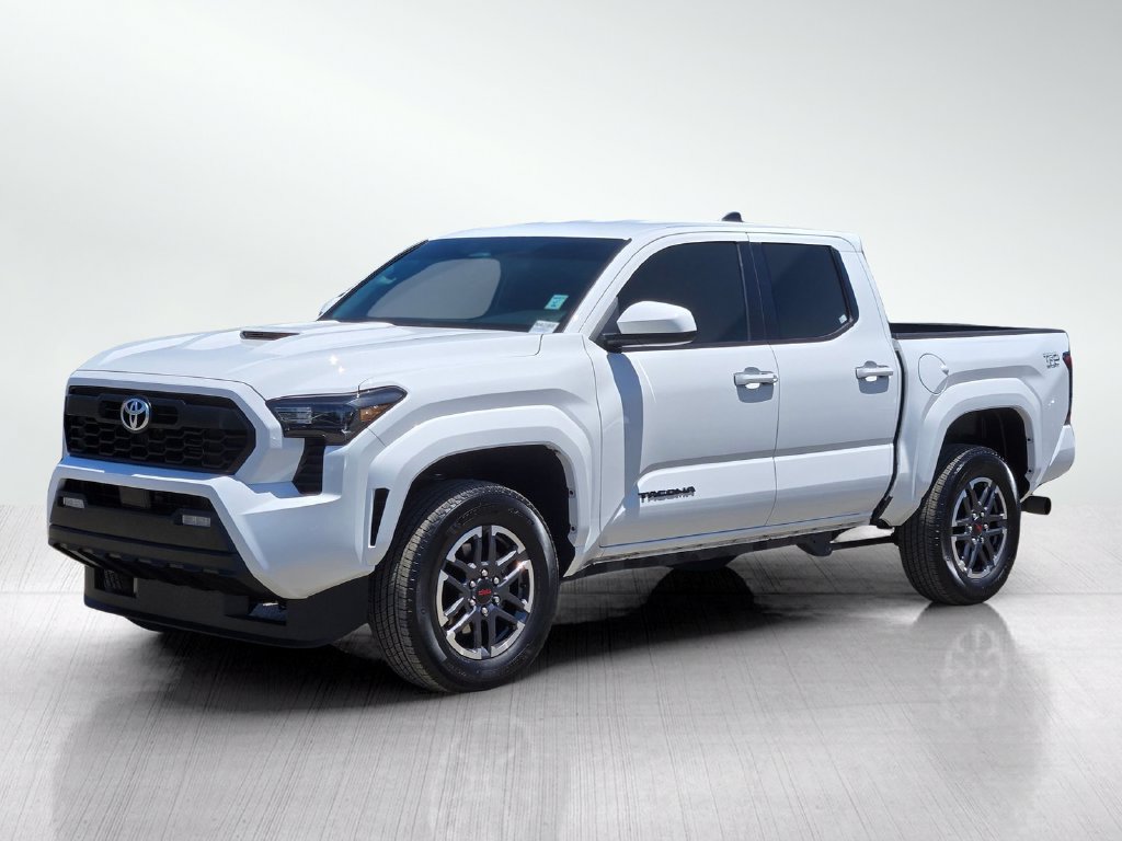 Used 2024 Toyota Tacoma TRD Sport AWD/4WD image 9