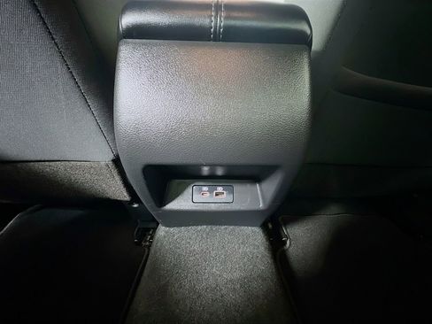 Used 2024 Nissan Altima 2.5 SV FWD image 36