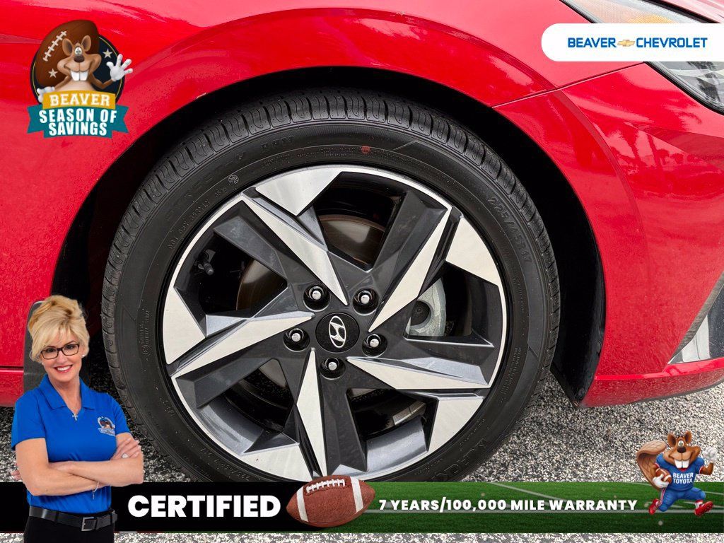 Used 2023 Hyundai Elantra Limited FWD image 10