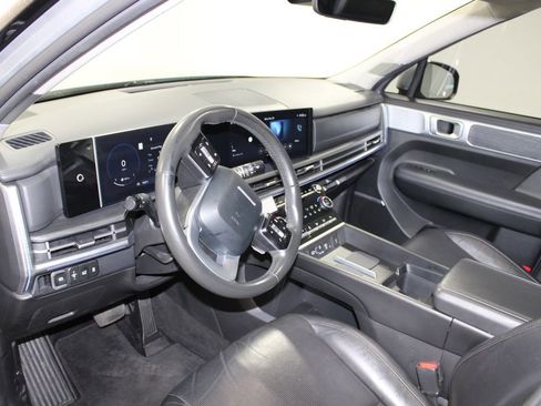 Used 2024 Hyundai Santa Fe Limited FWD image 22