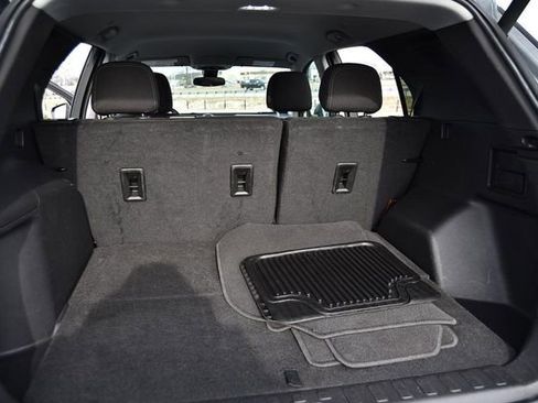 Used 2024 Chevrolet Equinox LT image 23