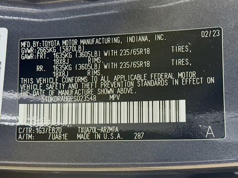 Used 2023 Toyota Highlander XLE FWD image 44