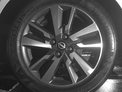 Used 2025 Nissan Versa SV FWD image 14
