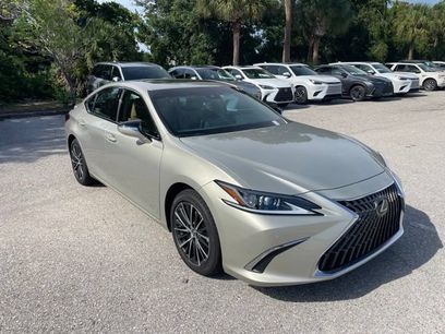 Used 2025 Lexus ES 300h w/ Premium Package