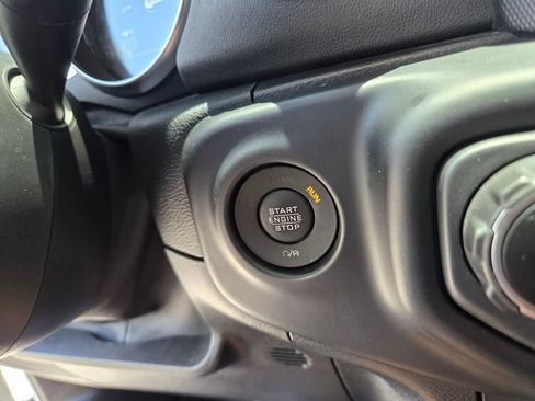 Used 2021 Jeep Wrangler Unlimited Rubicon 4xe AWD/4WD image 29