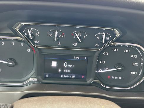 Used 2020 GMC Sierra 1500 SLT w/ SLT Premium Plus Package AWD/4WD image 29