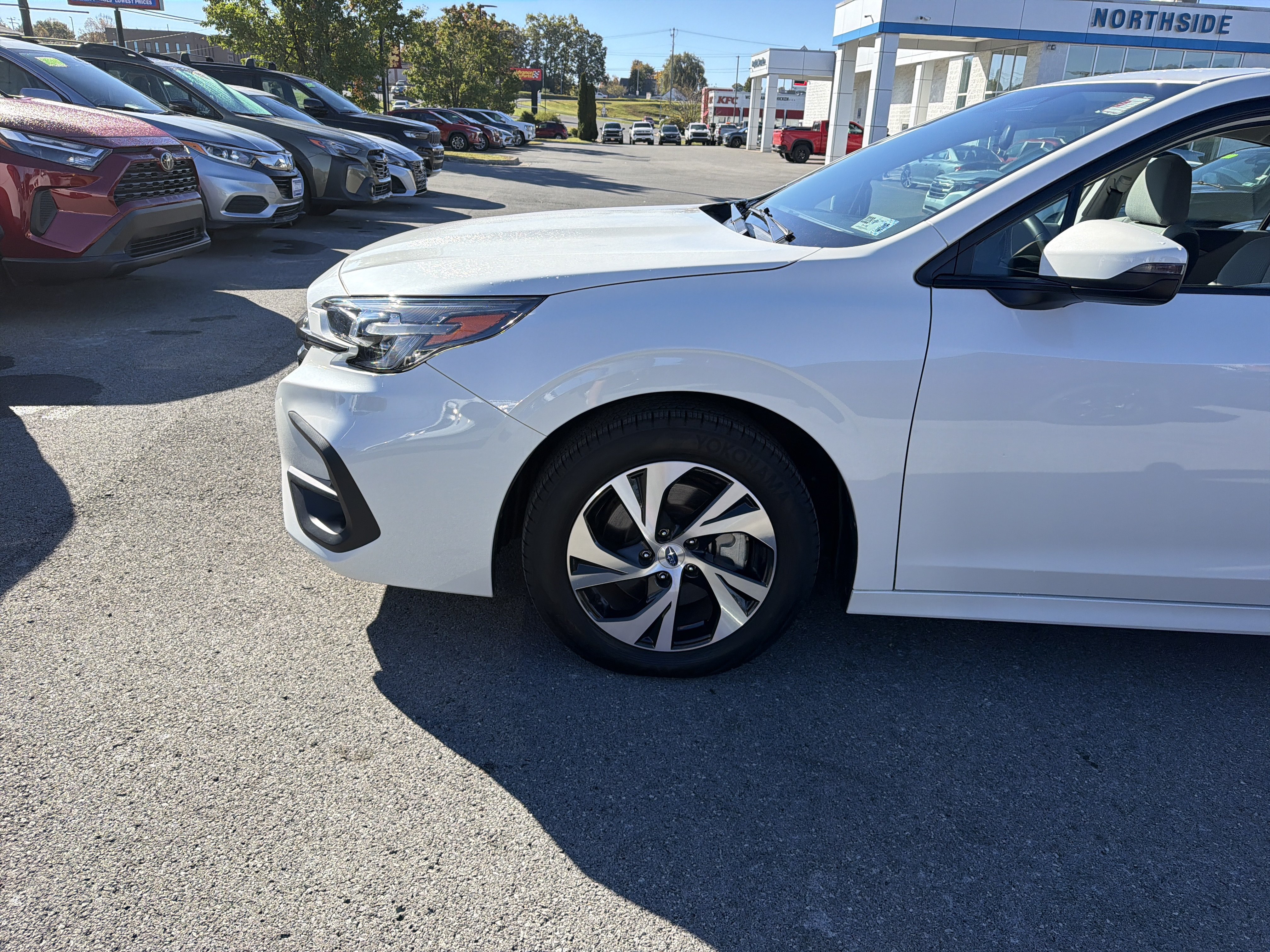 Used 2025 Subaru Legacy Premium AWD/4WD image 12