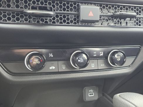 Used 2023 Honda Civic Sport image 27