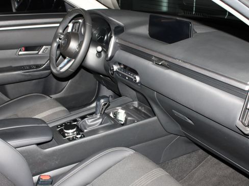 Used 2024 MAZDA CX-50 AWD 2.5 S w/ Cargo Package image 16