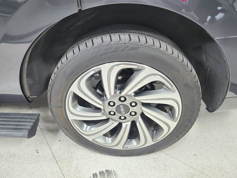 Used 2023 Lincoln Navigator Reserve AWD/4WD image 59