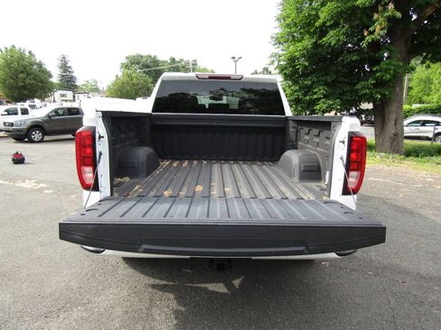 Used 2024 GMC Sierra 1500 Pro w/ Graphite Edition AWD/4WD image 23