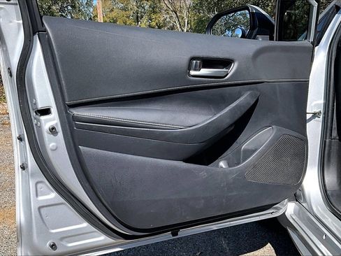 Used 2024 Toyota Corolla SE image 17