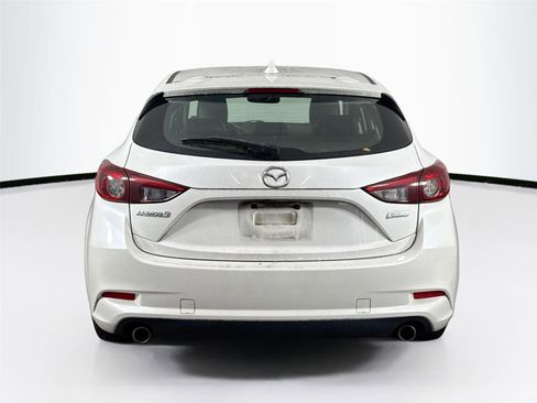 Used 2018 MAZDA MAZDA3 Grand Touring w/ Premium Equipment Package image 7