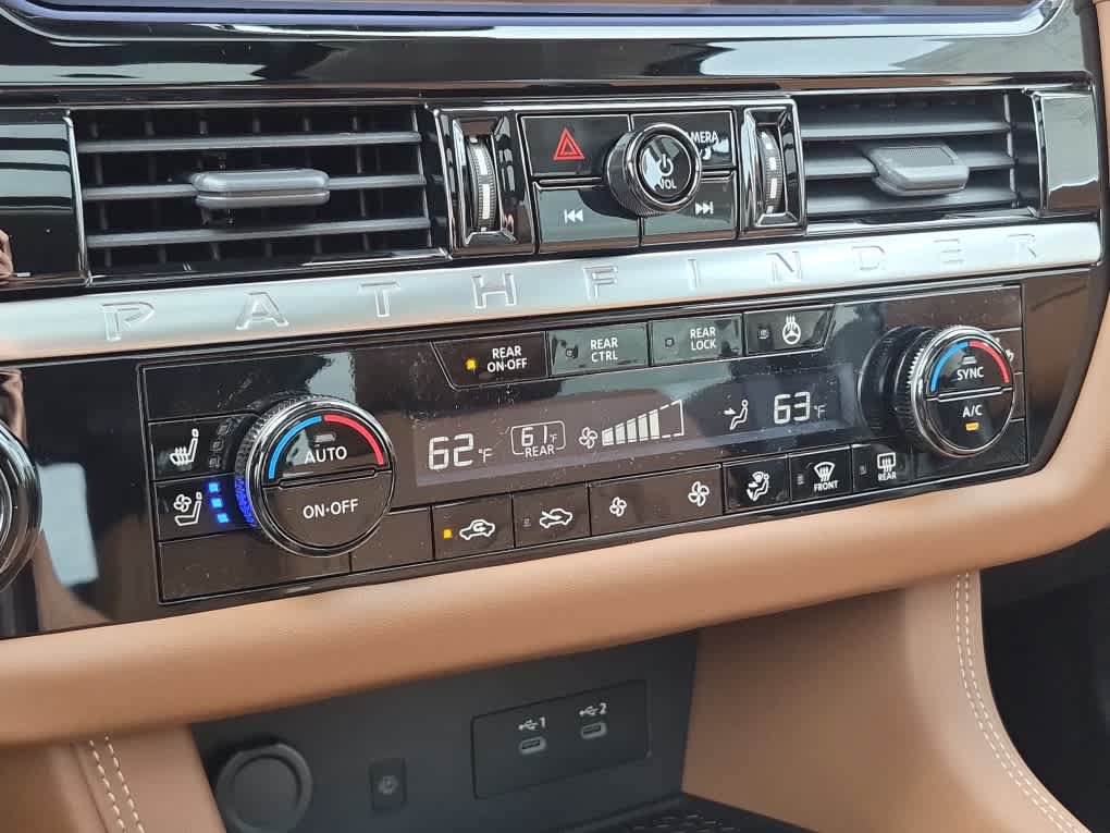 New 2026 Nissan Pathfinder Platinum FWD image 18